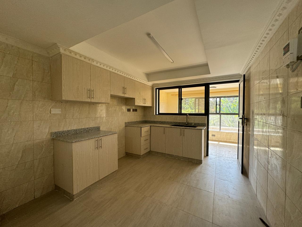 WhatsApp Image 2025-02-21 at 16.48.16