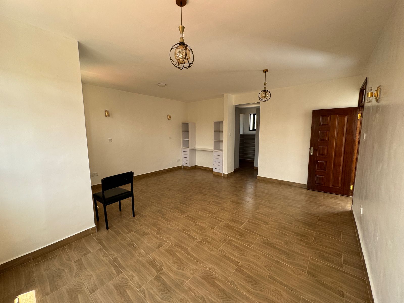 WhatsApp Image 2025-03-07 at 11.05.36 (1)