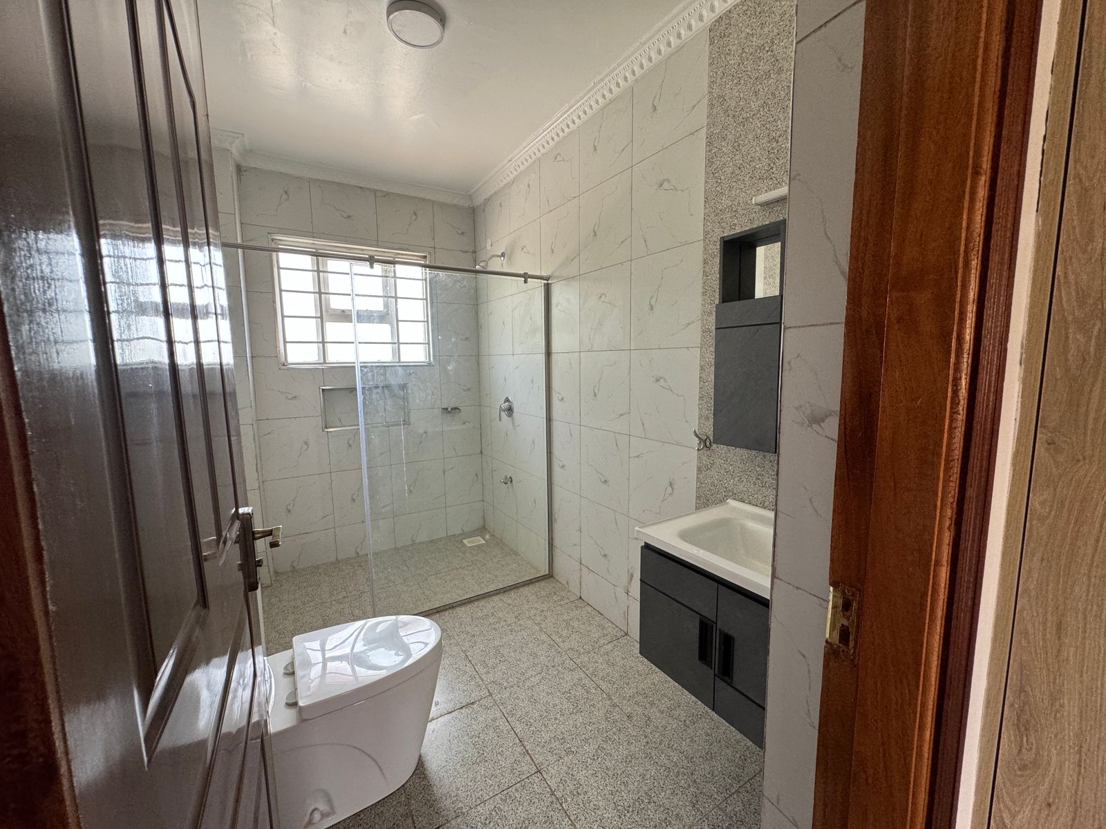 WhatsApp Image 2025-03-07 at 11.54.22 (2)