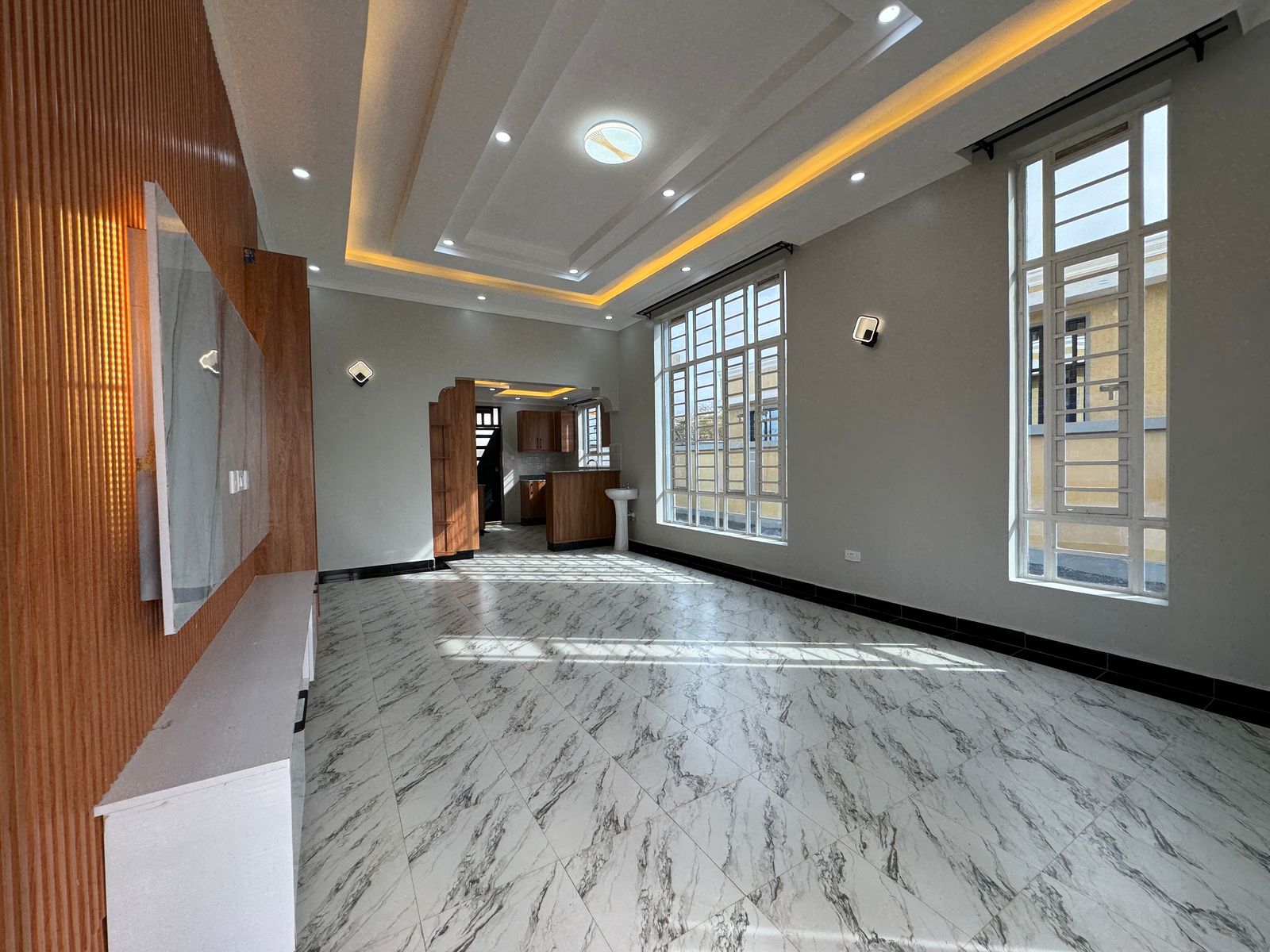 WhatsApp Image 2025-03-13 at 10.58.22 (2)