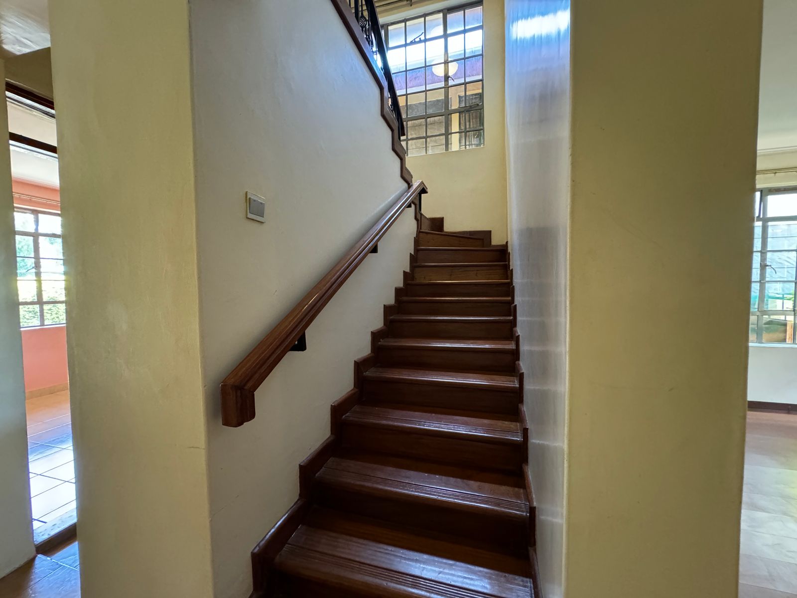 WhatsApp Image 2025-03-27 at 10.01.44 (1)