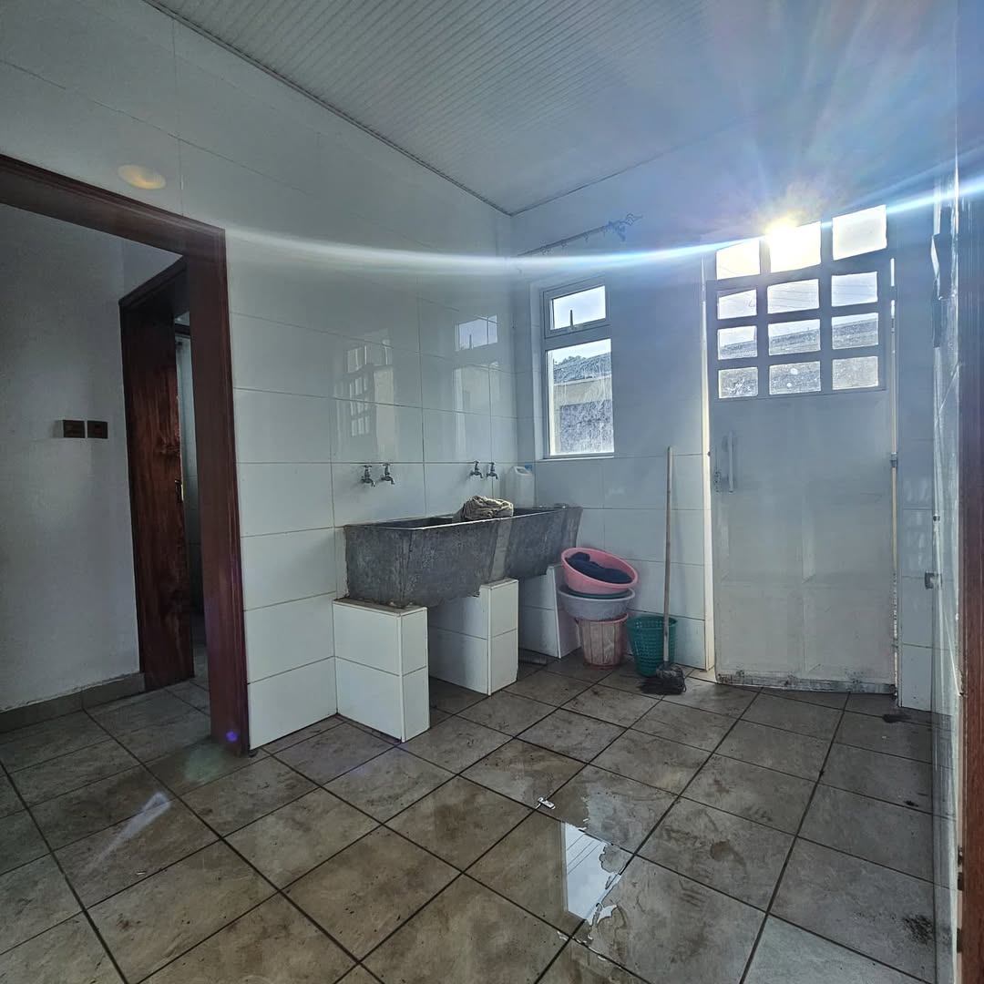 WhatsApp Image 2025-03-21 at 09.38.48 (1)