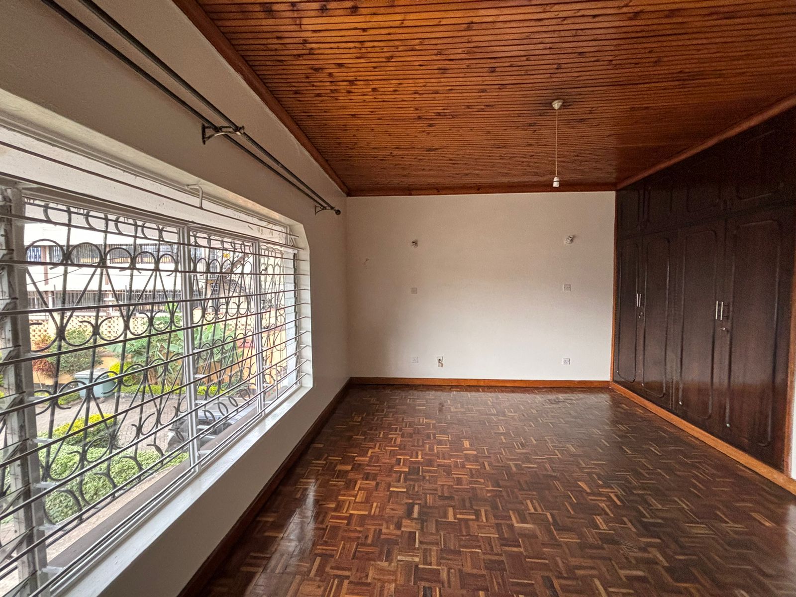 WhatsApp Image 2024-11-08 at 10.11.37